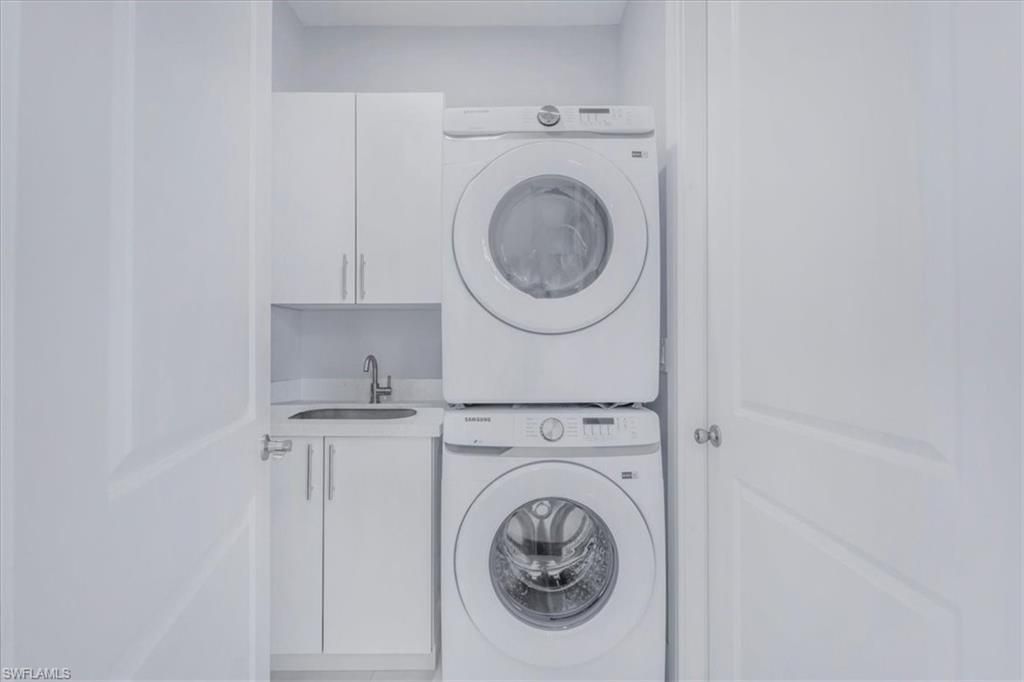 1114 NE 7th Ave, Cape Coral, FL 33909 Photo