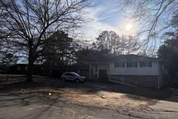 345 Marion Street photo 4