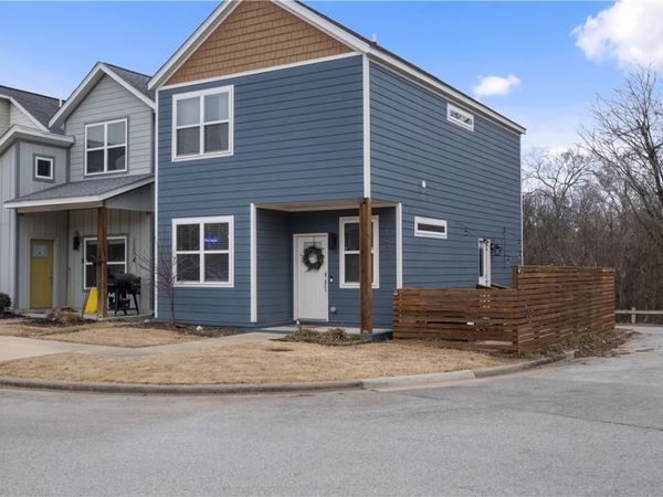 1997 S Florida Way, Fayetteville, AR 72701