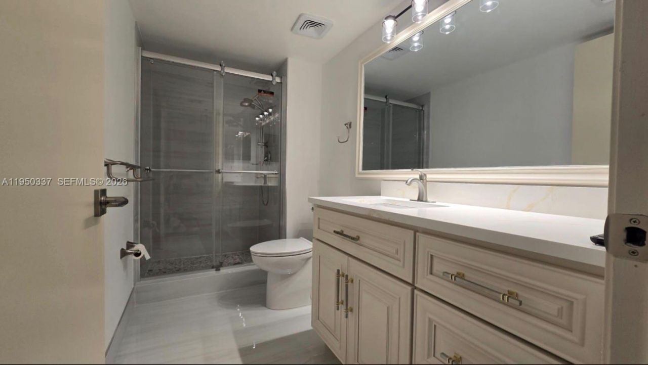 370 NW 76th Ave, Unit 204, Margate, FL 33063 Photo