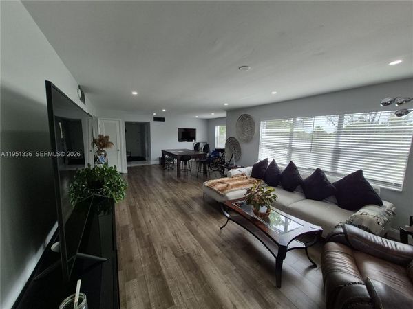 Unit 301, Lauderhill, FL 33319