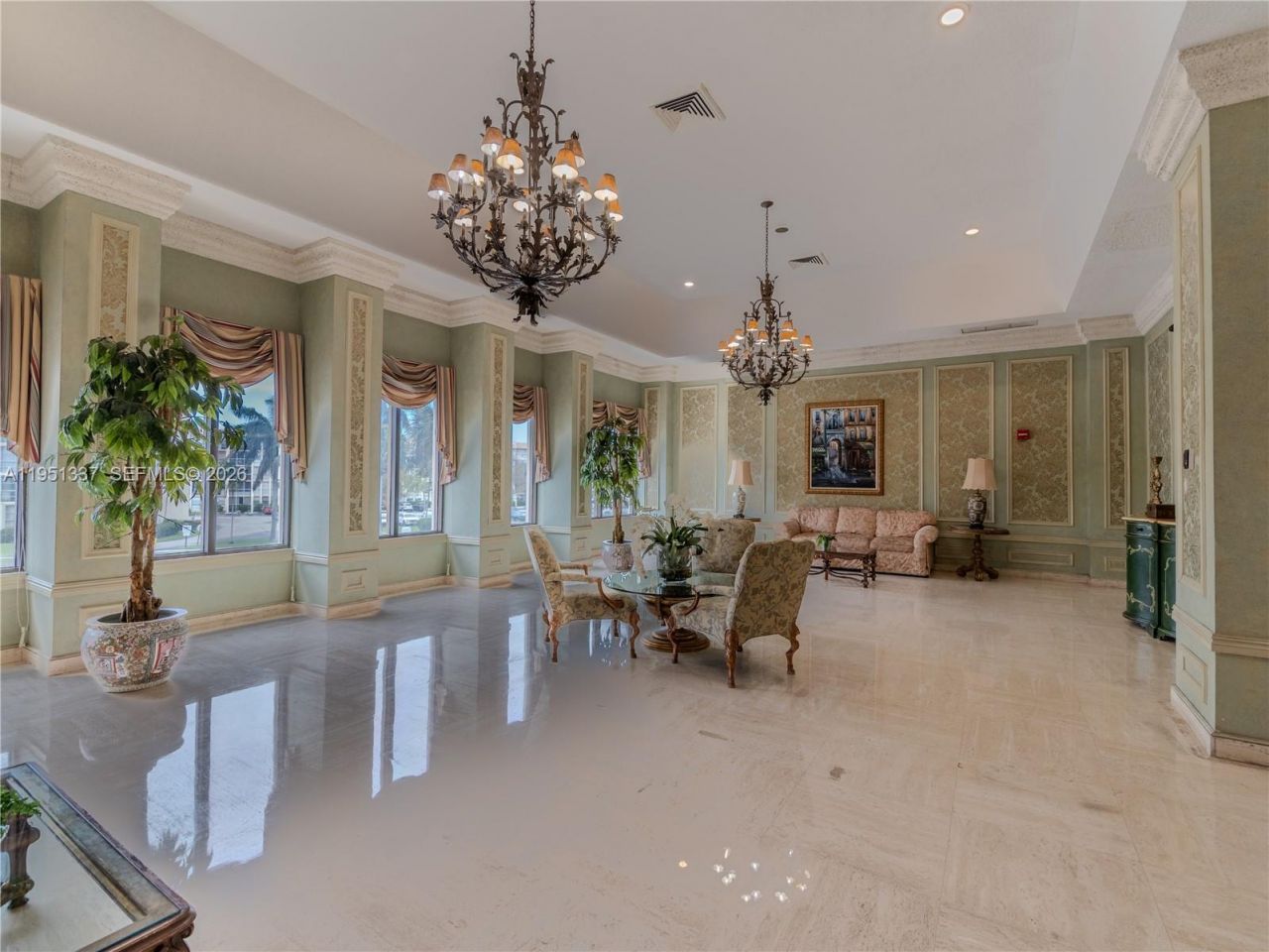 2500 Parkview Dr, Unit 2517, Hallandale Beach, FL 33009 Photo