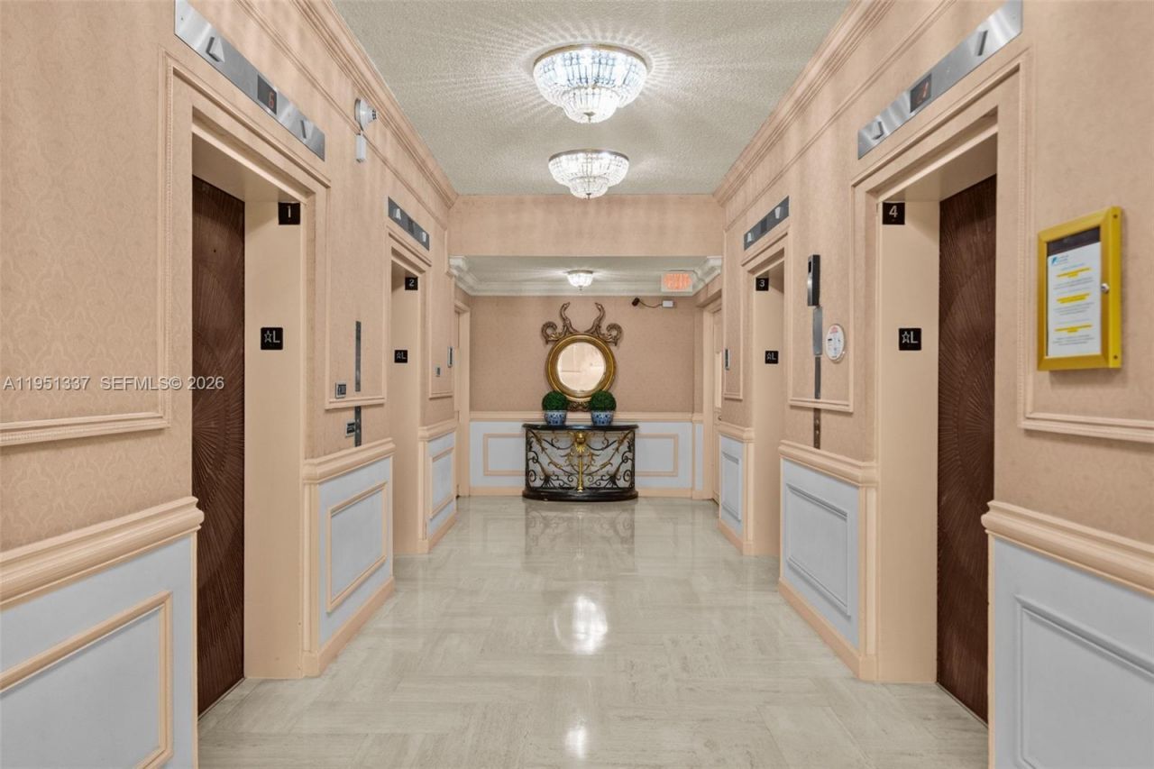 2500 Parkview Dr, Unit 2517, Hallandale Beach, FL 33009 Photo