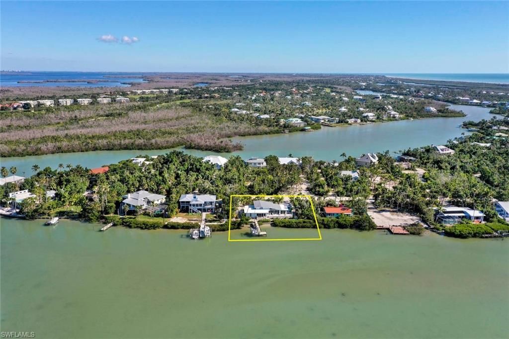 2667 Coconut Dr, Sanibel, FL 33957 Photo