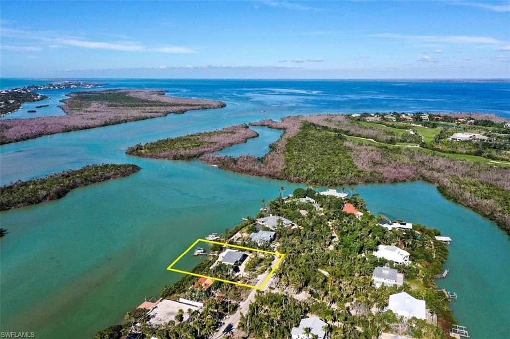 2667 Coconut Dr, Sanibel, FL 33957 Photo