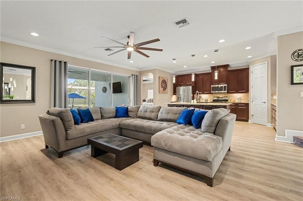 2705 Lambay Ct, Cape Coral, FL 33991 Photo