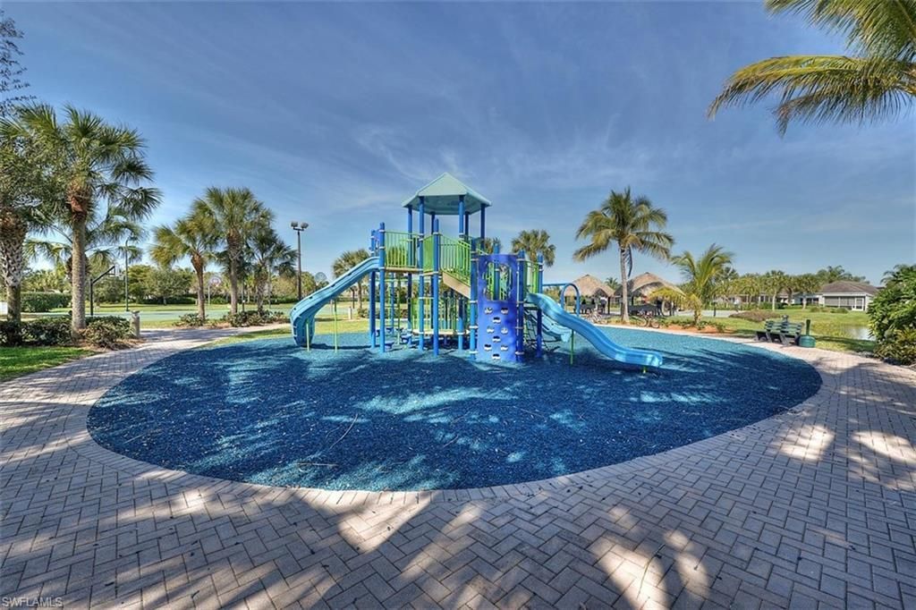 2705 Lambay Ct, Cape Coral, FL 33991 Photo