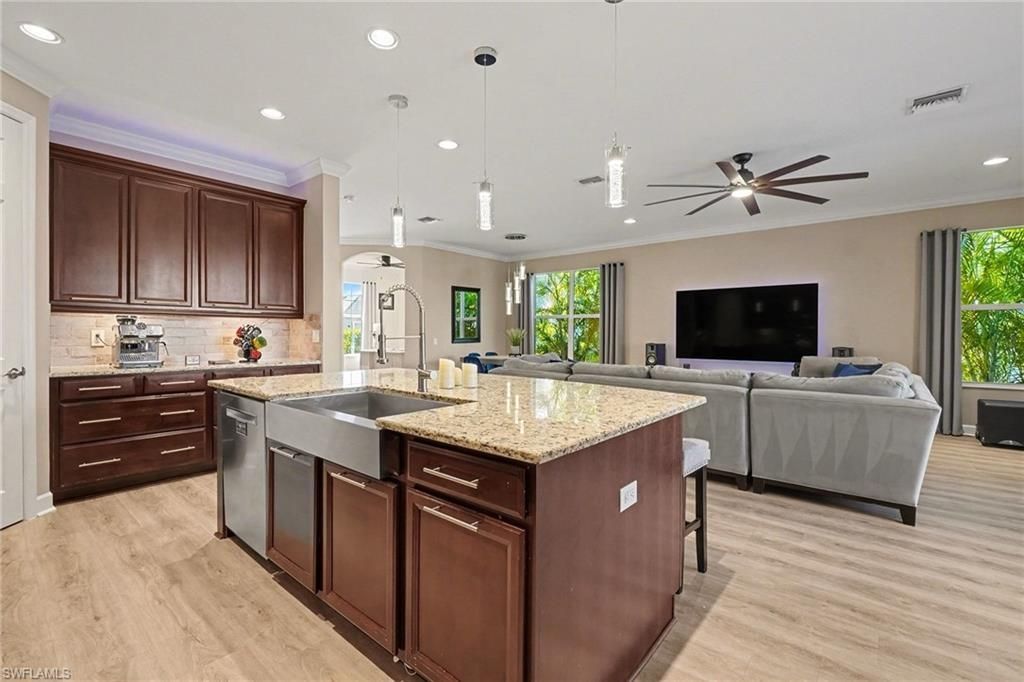 2705 Lambay Ct, Cape Coral, FL 33991 Photo