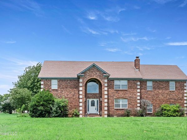 10668 Stark Acres Road, Olive Branch, MS 38654