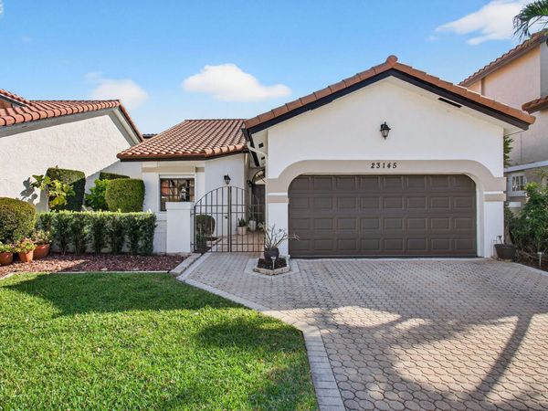 23145 Via Stel, Boca Raton, FL 33433
