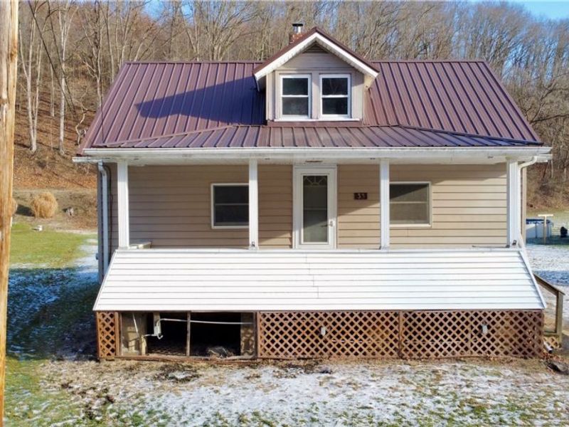 33 Hill Street, Adena, OH 43901 Photo 2