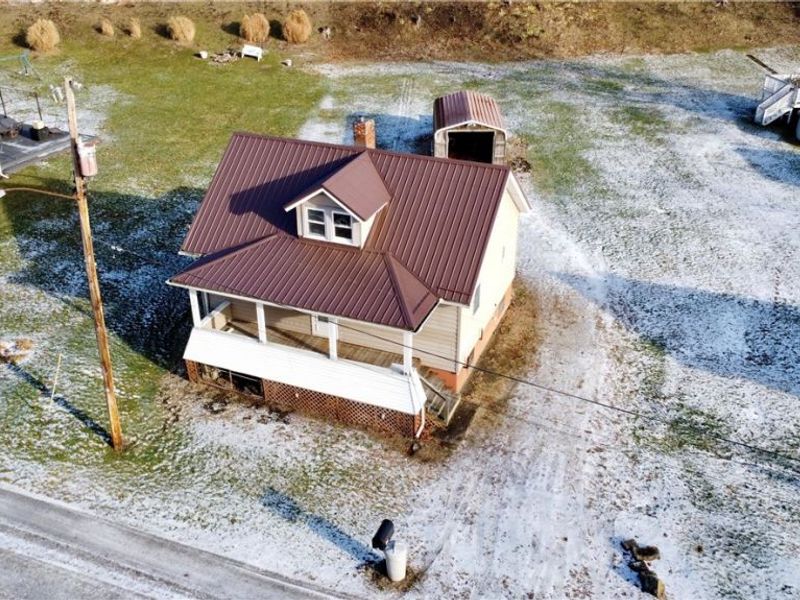 33 Hill Street, Adena, OH 43901 Photo 3