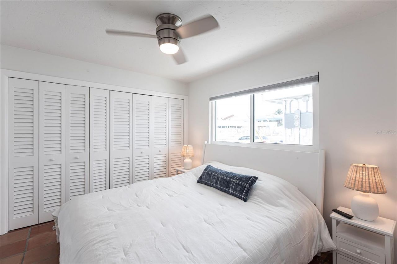 6020 Midnight Pass Road, Unit 48, Sarasota, FL 34242 Photo