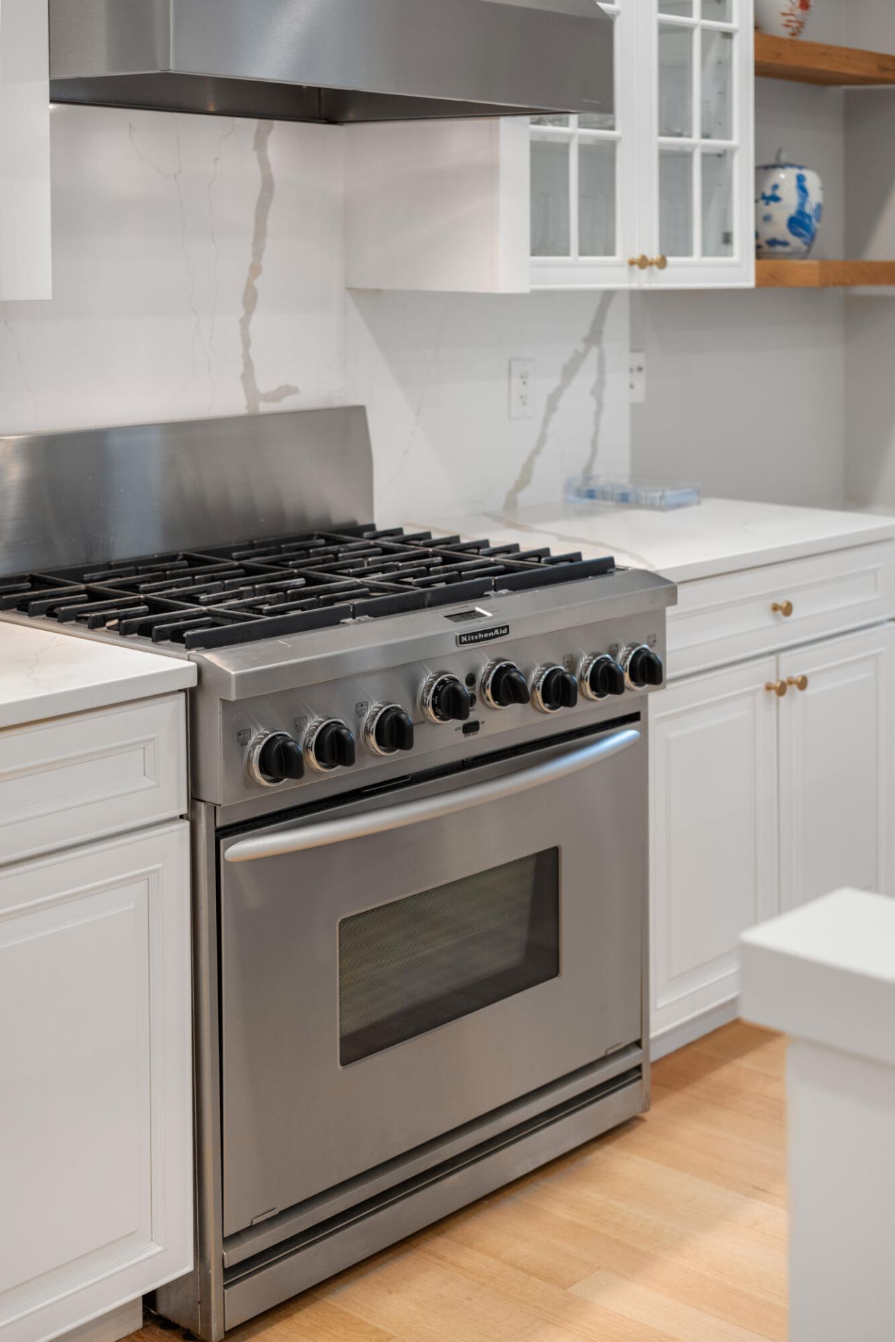 144 Fairbanks Oak Alley Photo 19