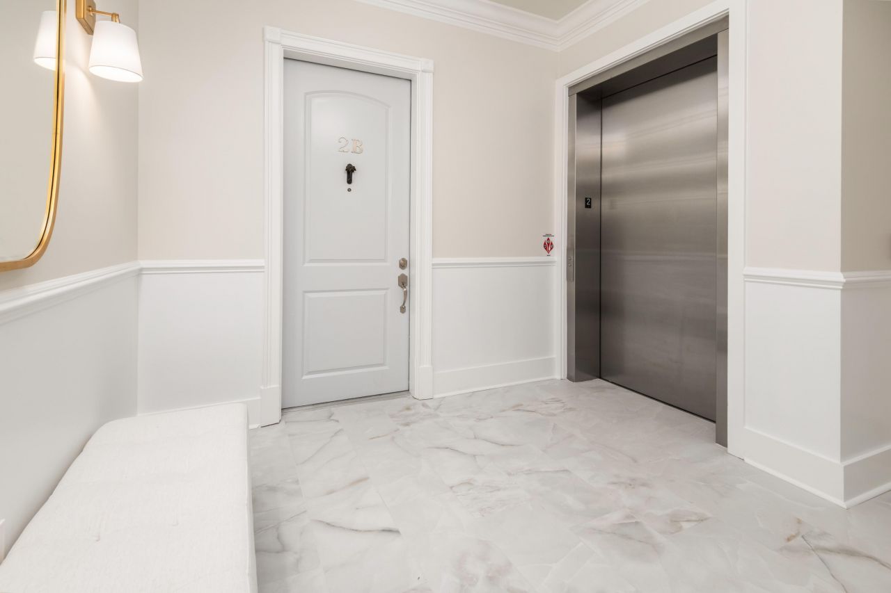 144 Fairbanks Oak Alley Photo 9