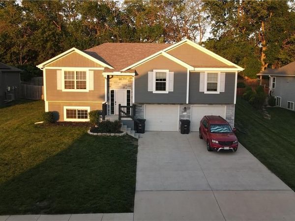 709 Hollis Avenue, Belton, MO 64012