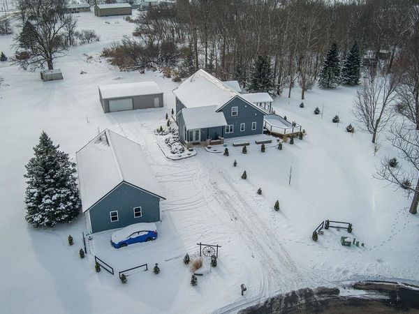 4325 Hawk Trail, DeForest, WI 53532