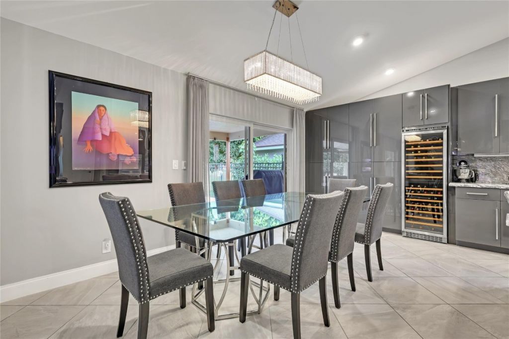 8324 NW 80th St, Tamarac, FL 33321 Photo