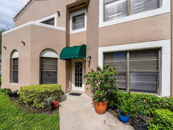 6606 Villa Sonrisa Drive, Unit 910, Boca Raton, FL 33433