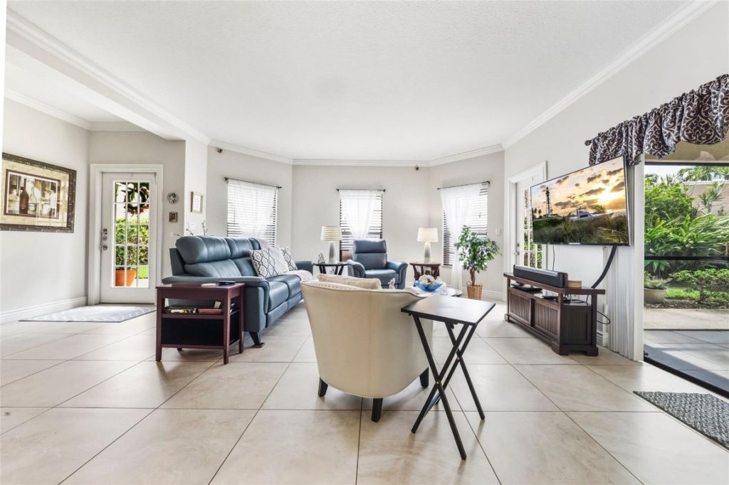 6606 Villa Sonrisa Drive, Unit 910, Boca Raton, FL 33433 Photo