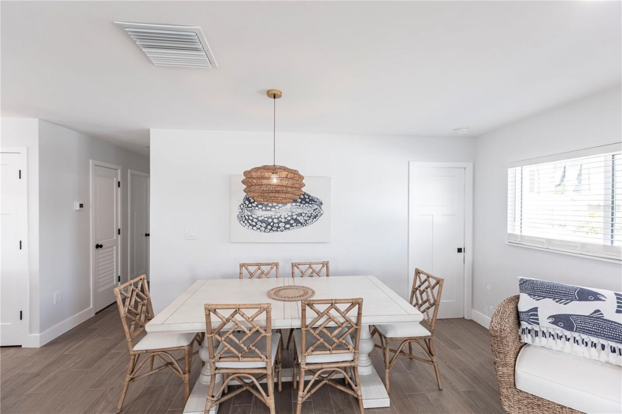 6020 Midnight Pass Road, Unit 27, Sarasota, FL 34242 Photo