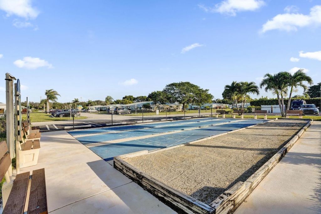 515 High Point Drive, Unit A, Delray Beach, FL 33445 Photo