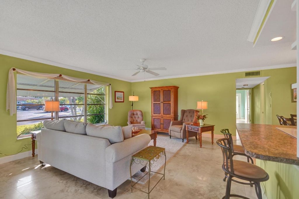 515 High Point Drive, Unit A, Delray Beach, FL 33445 Photo