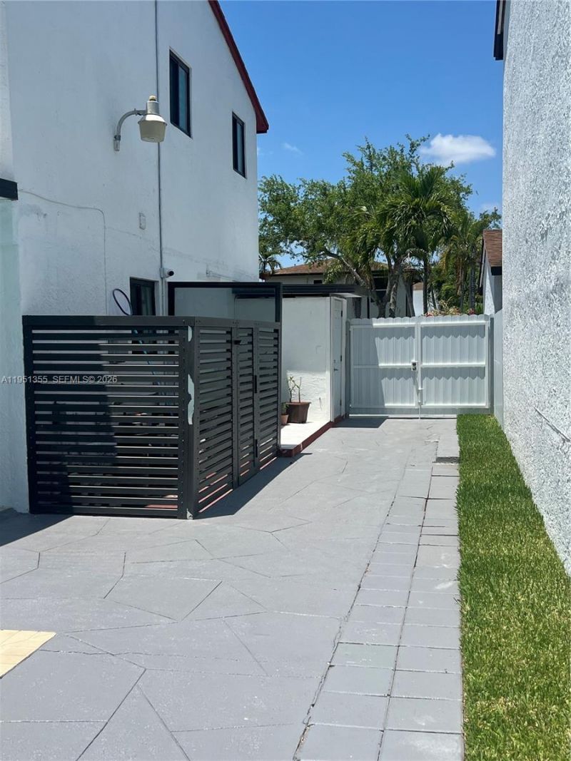 14720 SW 107th Ter, Miami, FL 33196 Photo