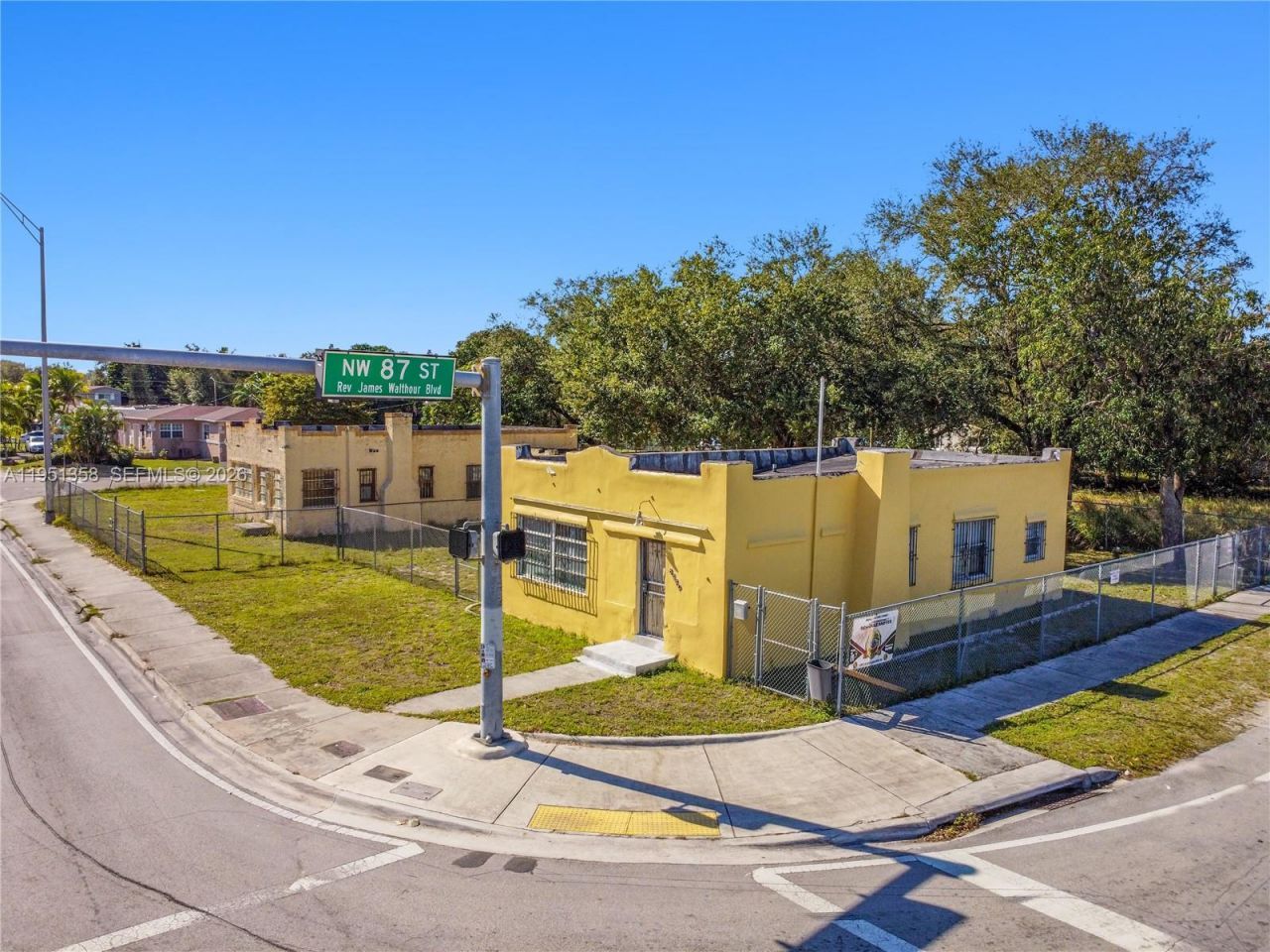 8620 NW 17th Ave, Miami, FL 33147 Photo