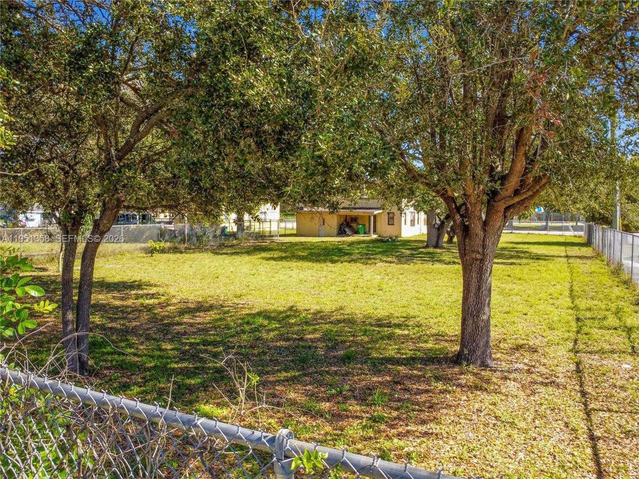 8620 NW 17th Ave, Miami, FL 33147 Photo