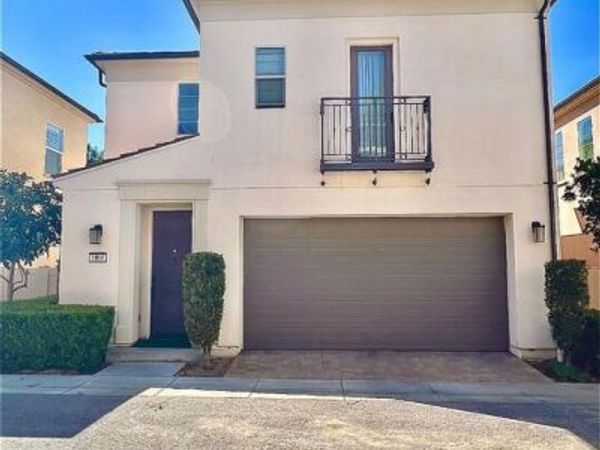 21816 Moveo Drive, Santa Clarita, CA 91350