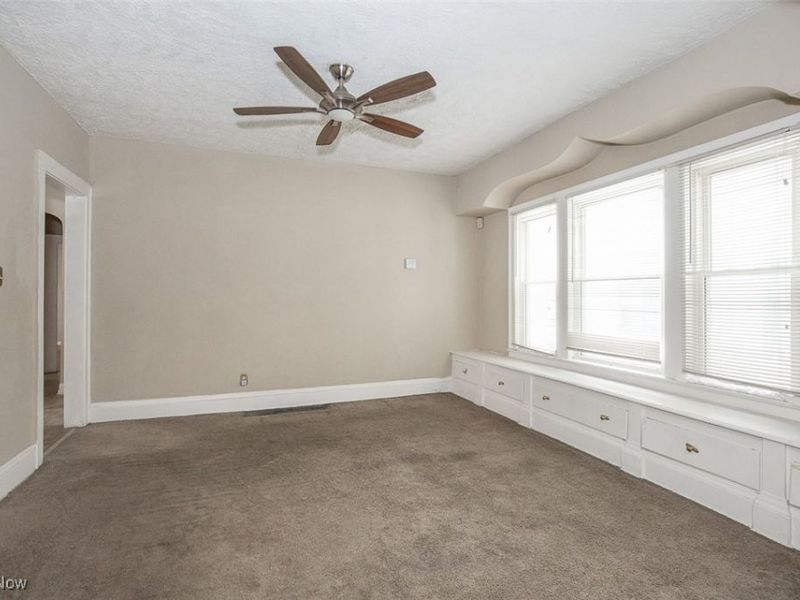 1526 Eddington Road, Cleveland, OH 44118 Photo 10