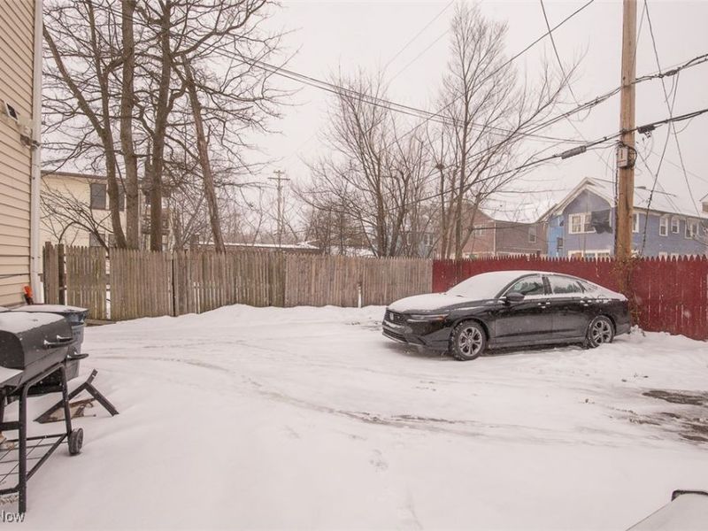 1526 Eddington Road, Cleveland, OH 44118 Photo 47