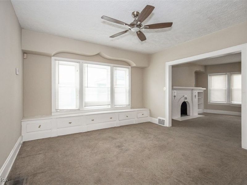 1526 Eddington Road, Cleveland, OH 44118 Photo 5