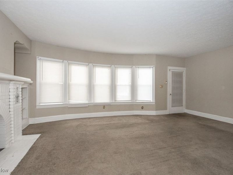 1526 Eddington Road, Cleveland, OH 44118 Photo 9