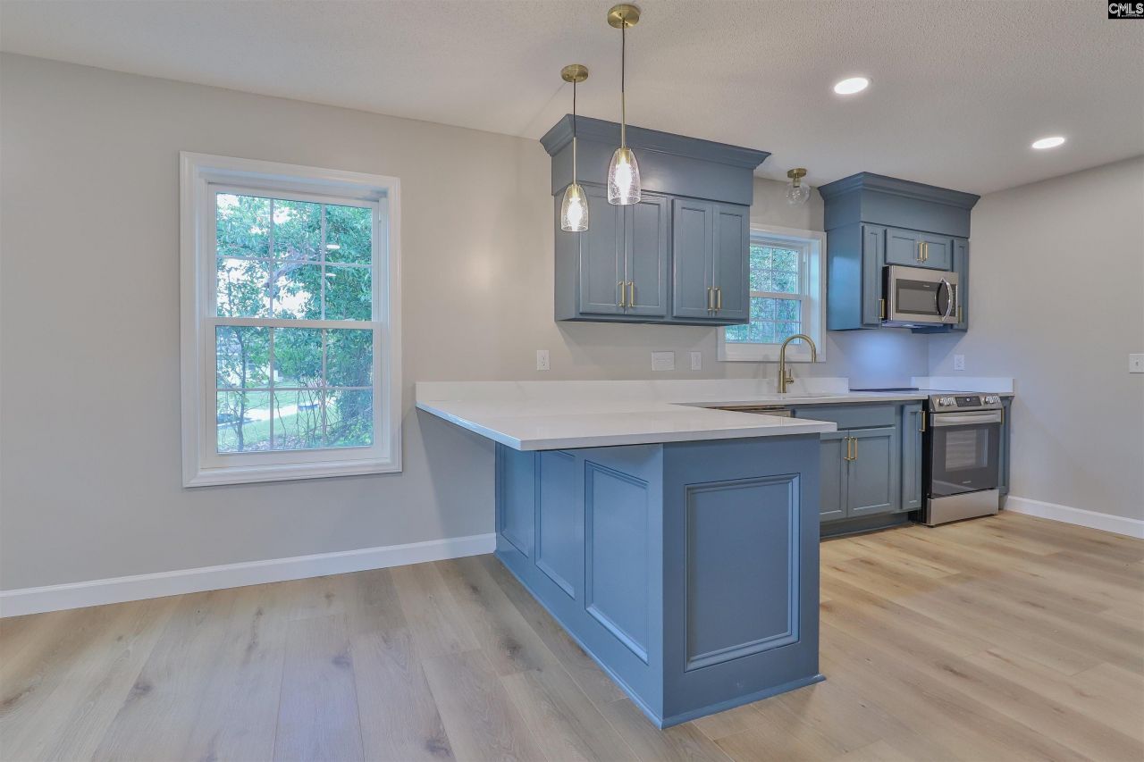 91 Riverview Court  Photo 10