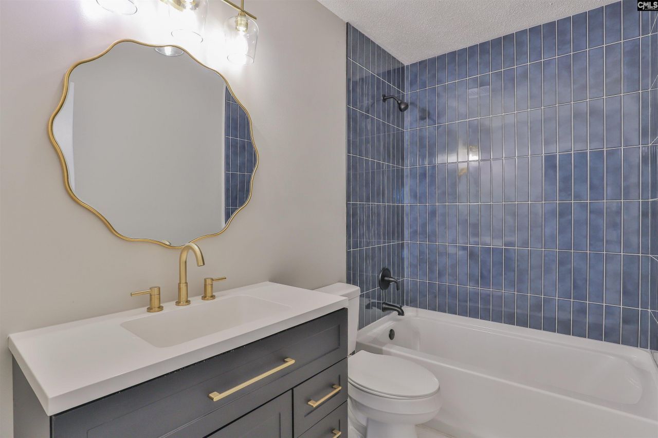 91 Riverview Court Photo 24