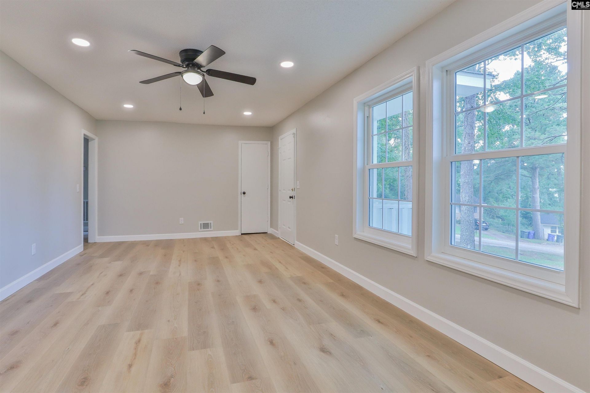 91 Riverview Court Photo 7