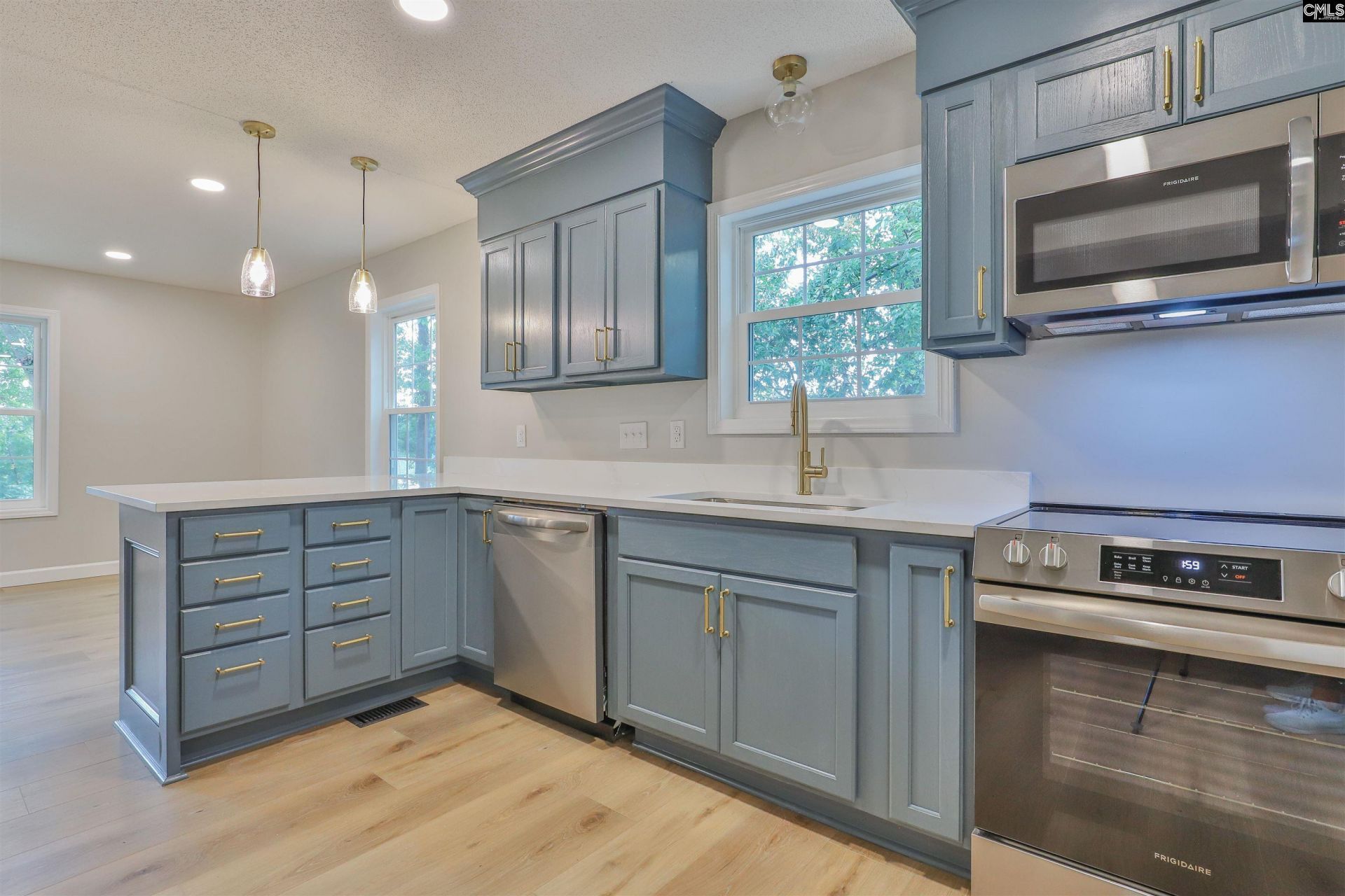 91 Riverview Court Photo 9