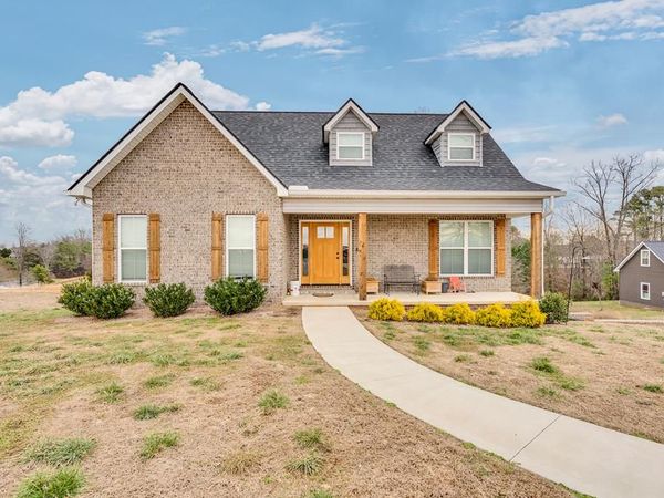 820 S Bunker Hill Rd, Sparta, TN 38583