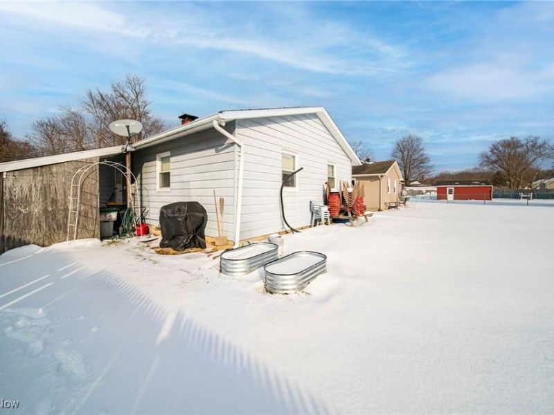 88 Leslie Street, Geneva, OH 44041 Photo 6