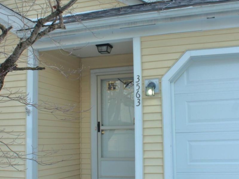 3563 Frenchpark Drive, Columbus, OH 43231 Photo 3