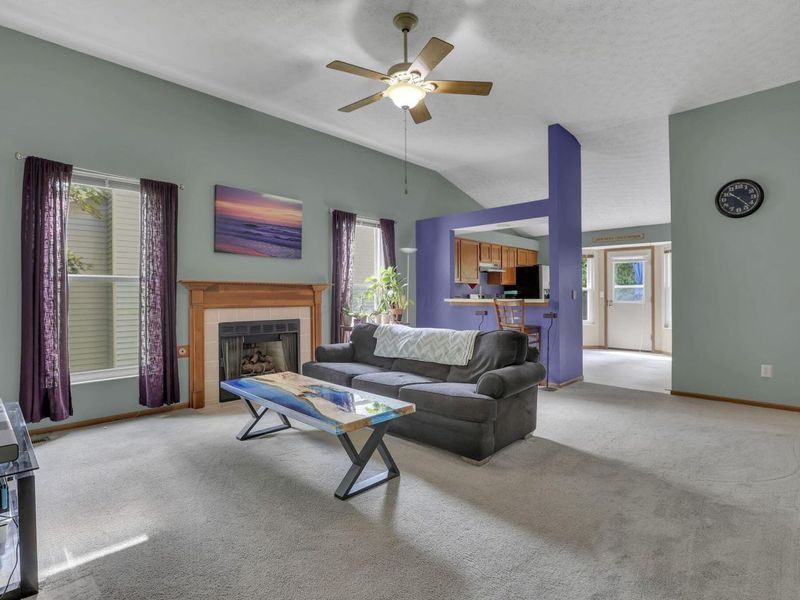 3563 Frenchpark Drive, Columbus, OH 43231 Photo 4