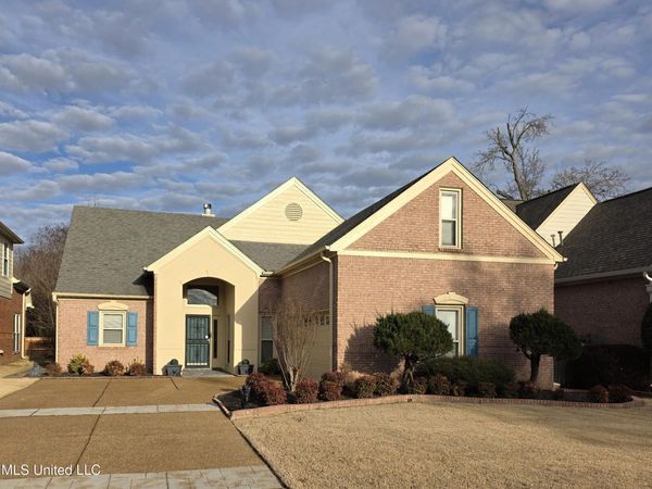8318 Waverly Cove, Olive Branch, MS 38654