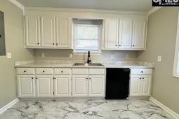 338 Bowling Avenue  photo 4