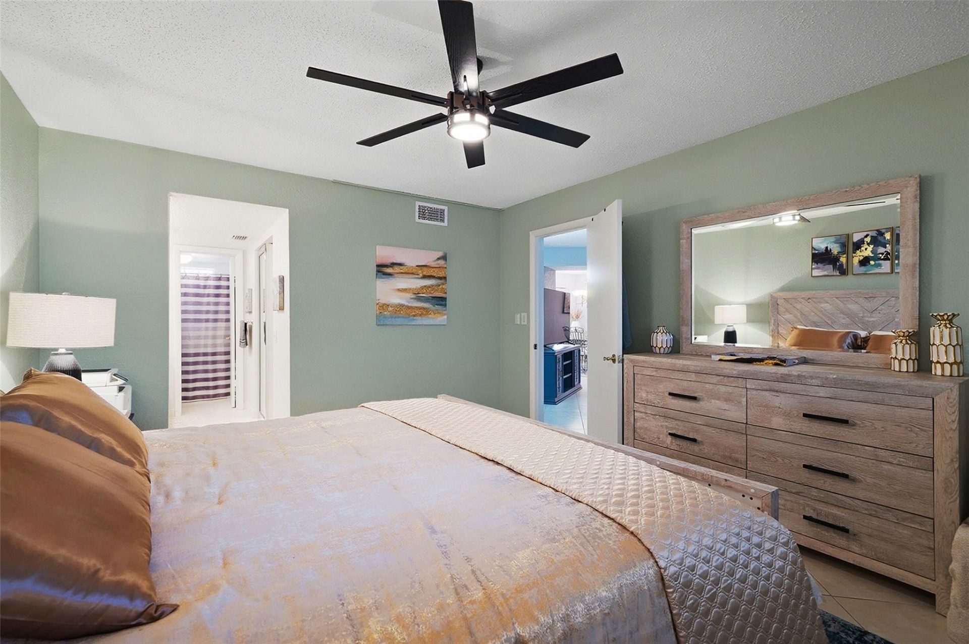 3990 NW 42nd Avenue, Unit 305, Lauderdale Lakes, FL 33319 Photo