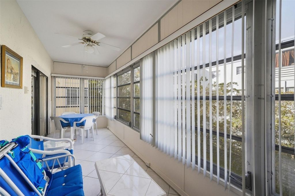 3990 NW 42nd Avenue, Unit 305, Lauderdale Lakes, FL 33319 Photo