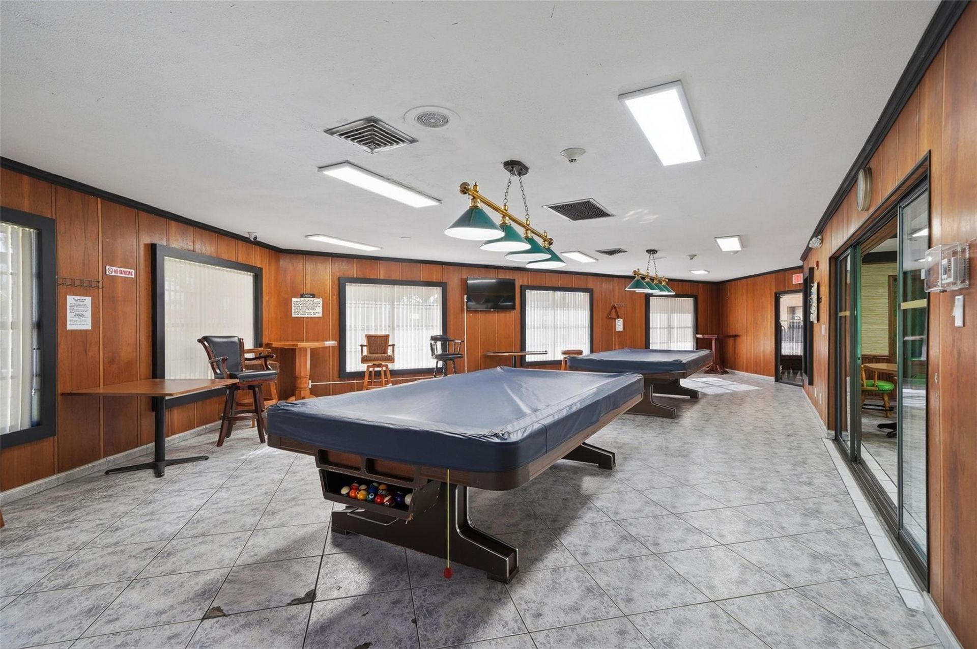 3990 NW 42nd Avenue, Unit 305, Lauderdale Lakes, FL 33319 Photo