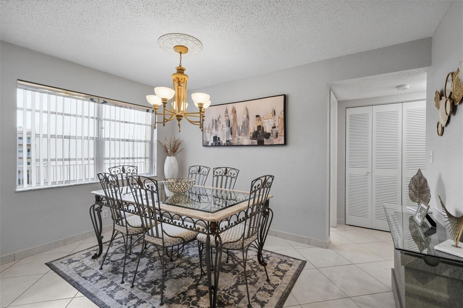 3990 NW 42nd Avenue, Unit 305, Lauderdale Lakes, FL 33319 Photo