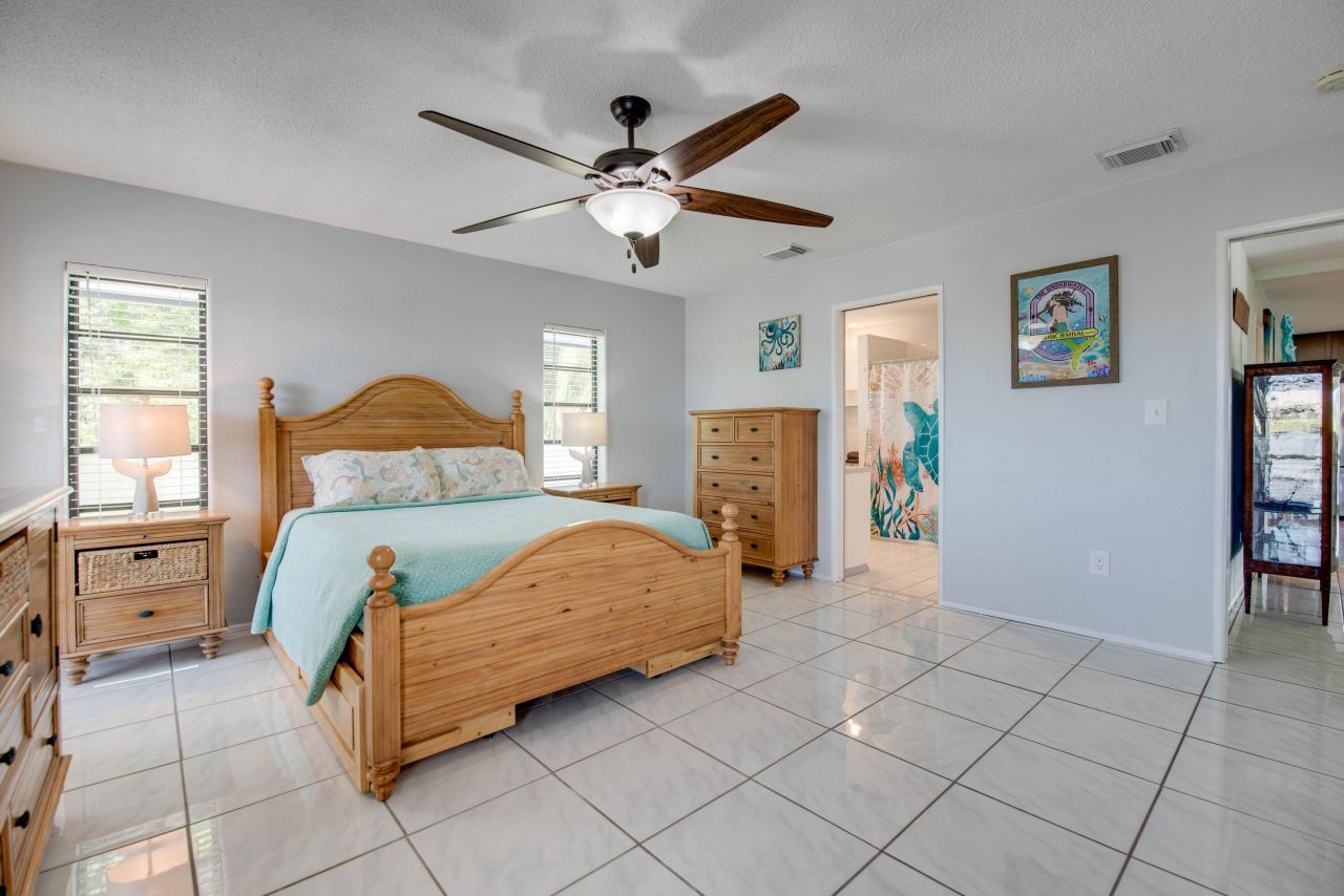 887 Bay Drive, Summerland Key, FL 33042 Photo